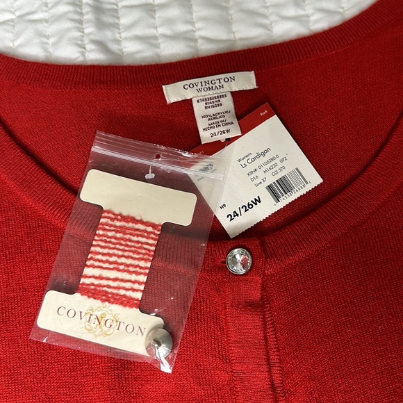 Covington Cardigan Womens 24/26 Red NWT Plus Button nice for Christmas Holiday - Picture 4 of 7